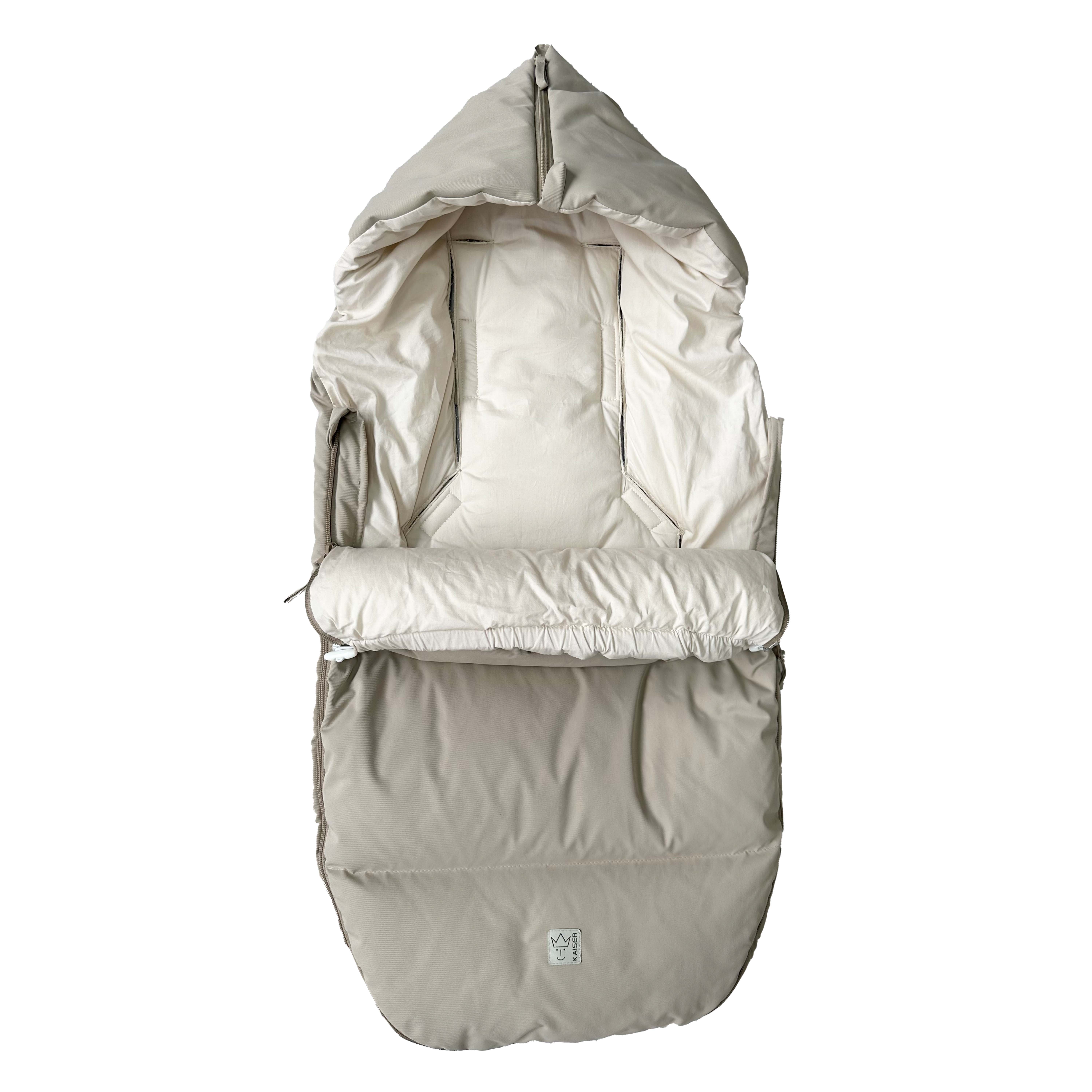 Geöffneter Thermofußsack DOWWNY XL in sand