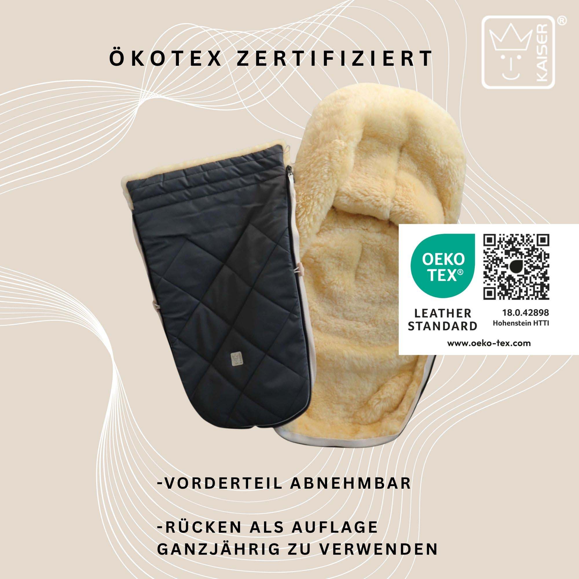 Geöffneter Fußsack mit OEKO-TEX Zertifikat – Rückenteil als Ganzjahresauflage verwendbar.