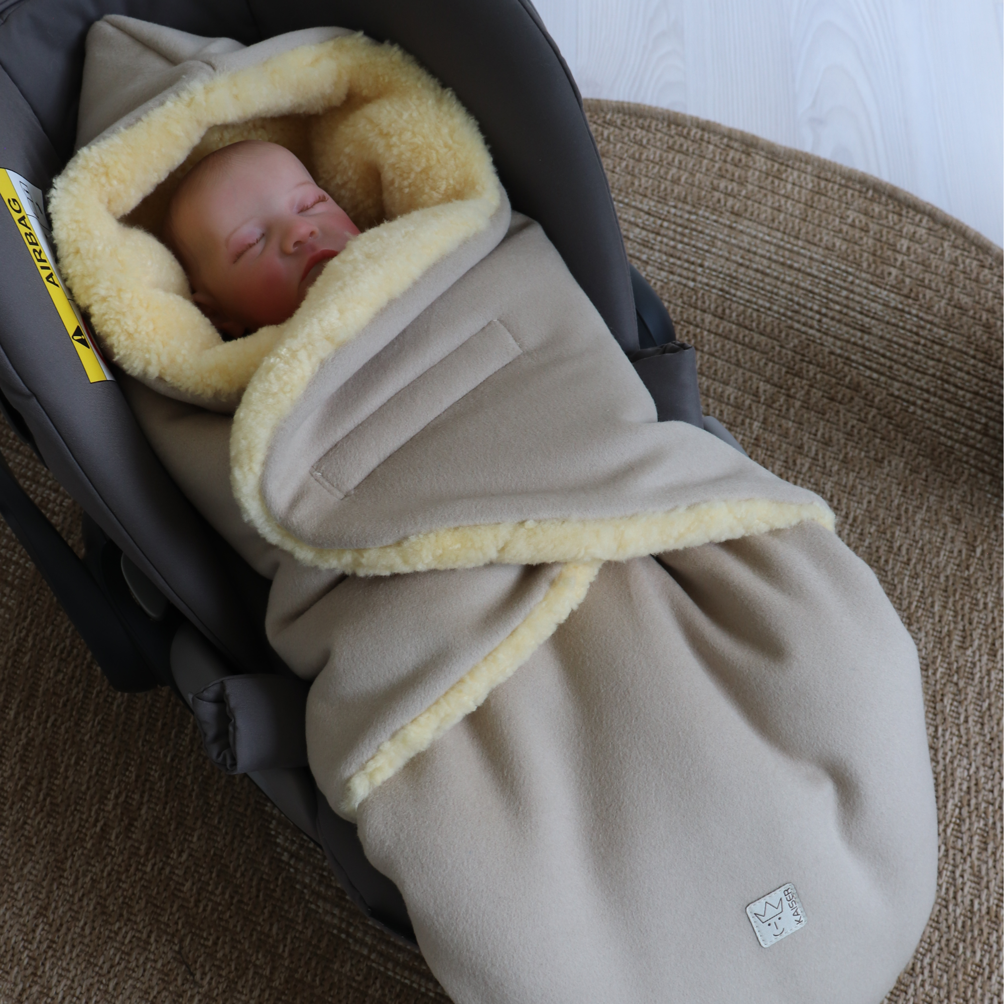 MADAM WOOL Einschlagdecke Loden/ Lammfell