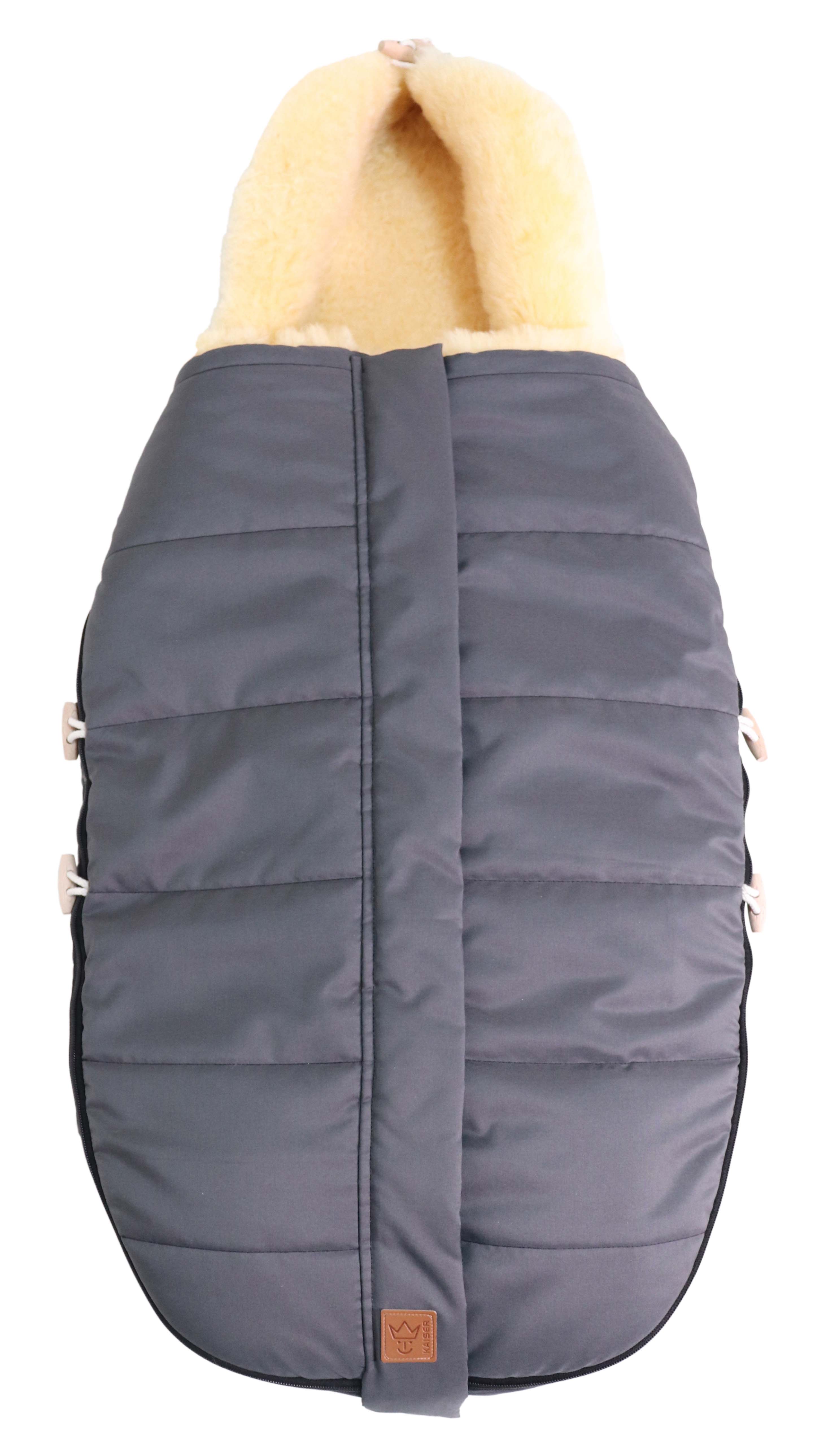 Fußsack mit dem Lammfell-Innenfutter in der Farbe anthrazit
