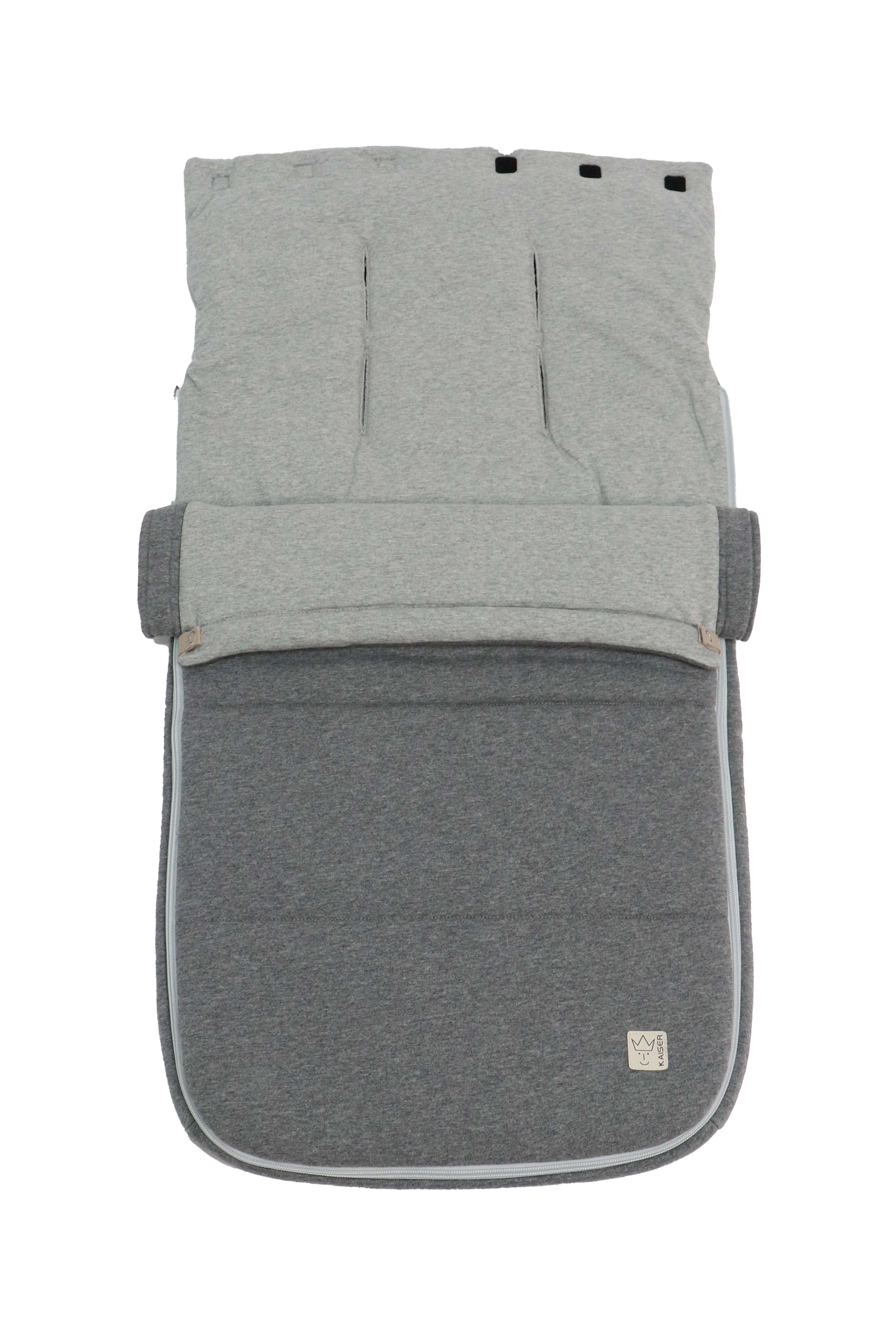 Geöffneter Sommer Fußsack in der Farbe anthrazit