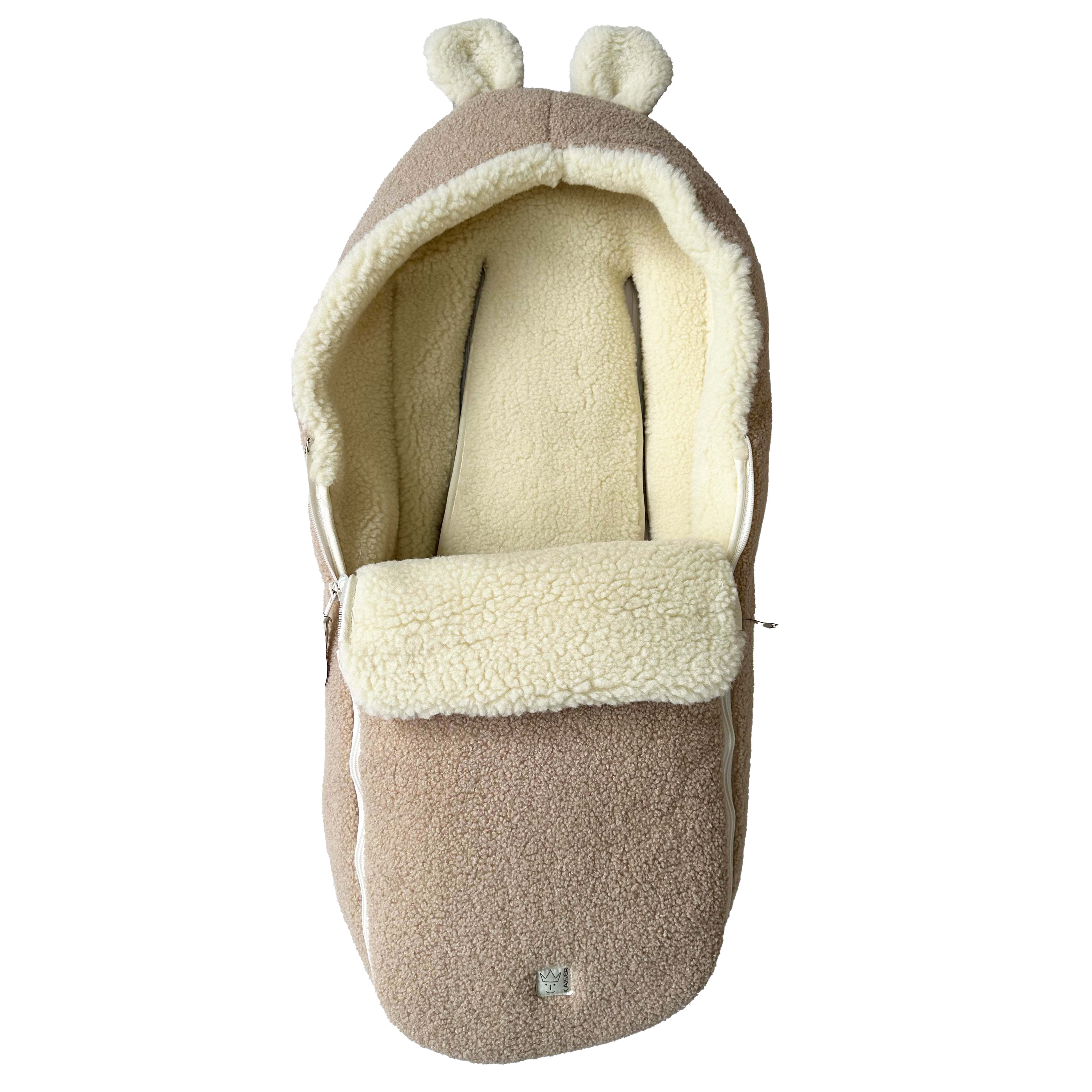 HUKKY Babyschalen Fußsack in der Farbe warm sand mit umgeschlagenem Oberteil