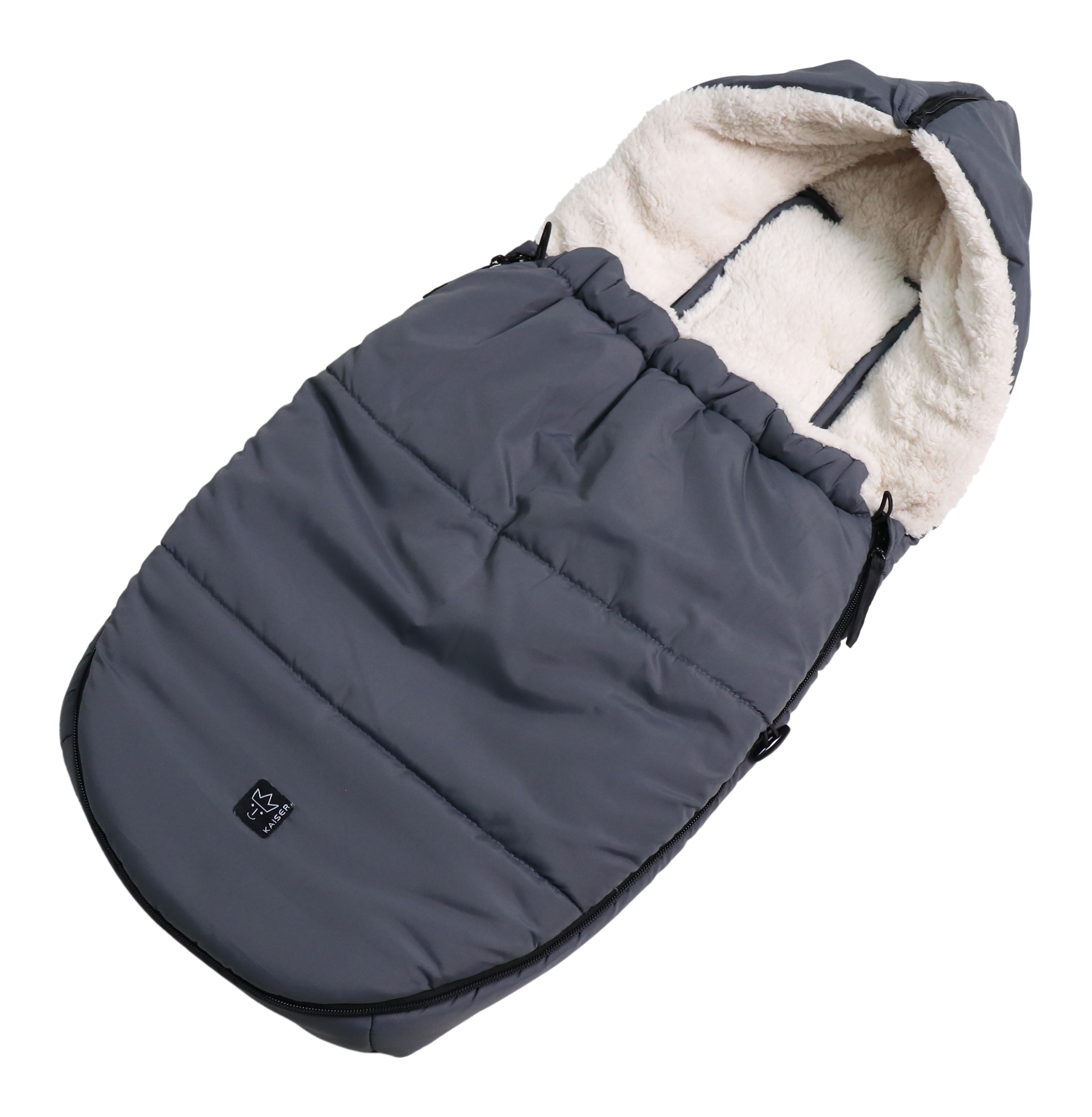 Fußsack mit weißem Fleece-Innenfutter für Babyschale in der Farbe anthracite schräg fotografiert
