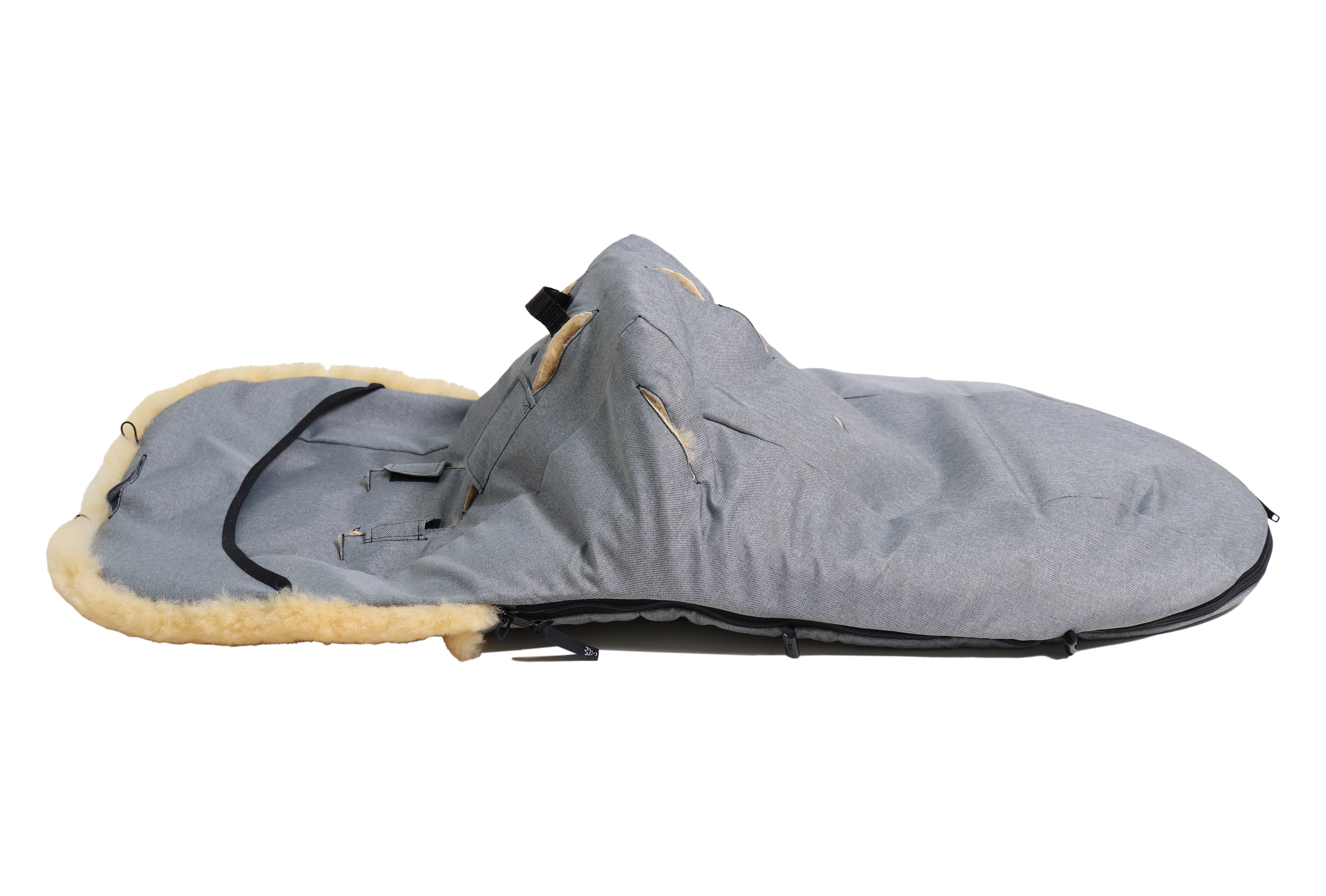Fußsack mit dem Lammfell-Innenfutter in light-grey-melange seitlich