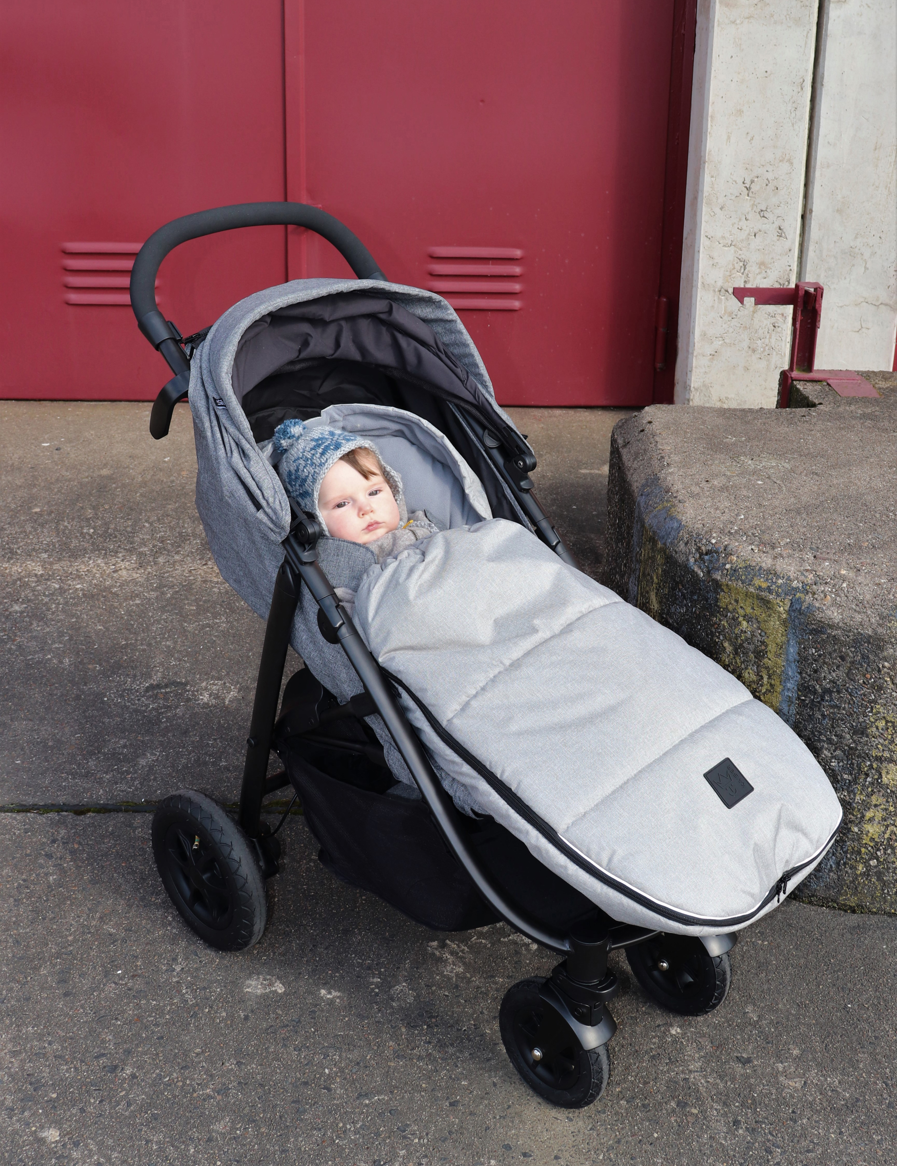 LUKKY - universal stroller footmuff LUKKY - universal stroller footmuff