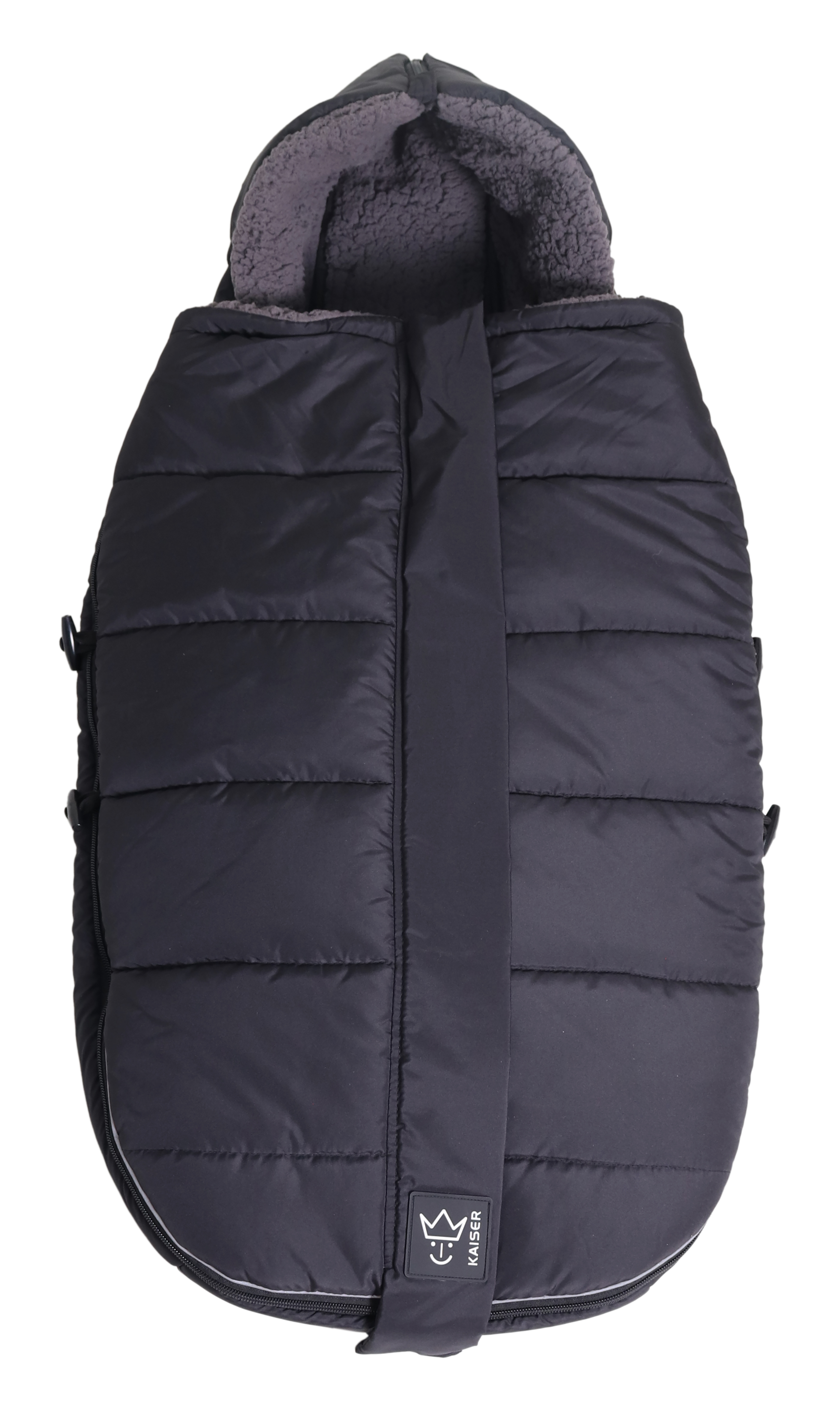 Geschlossener Fußsack mit einem Sherpa-Futter in der Farbe black