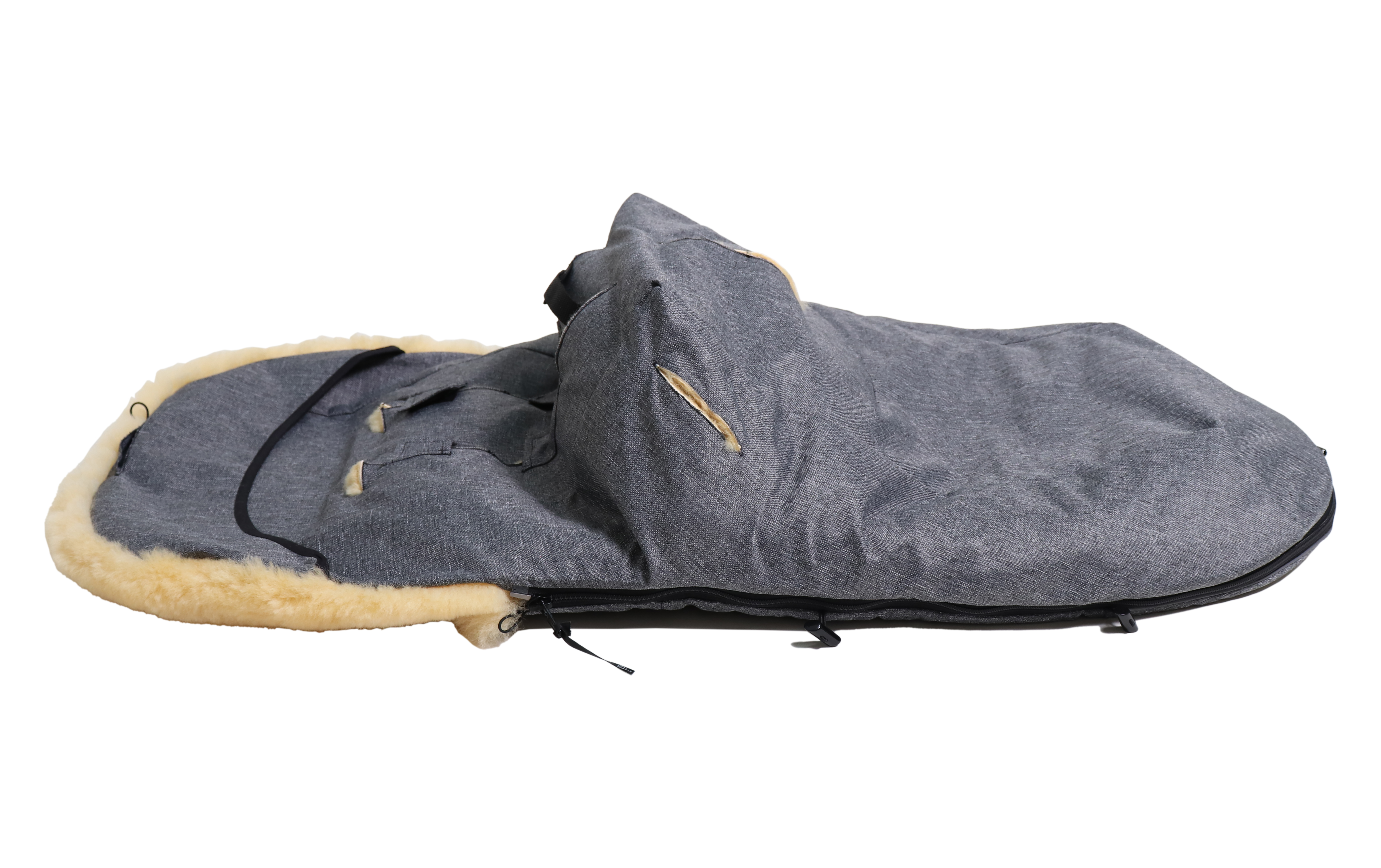 Fußsack mit dem Lammfell-Innenfutter in anthrazit-melange seitlich