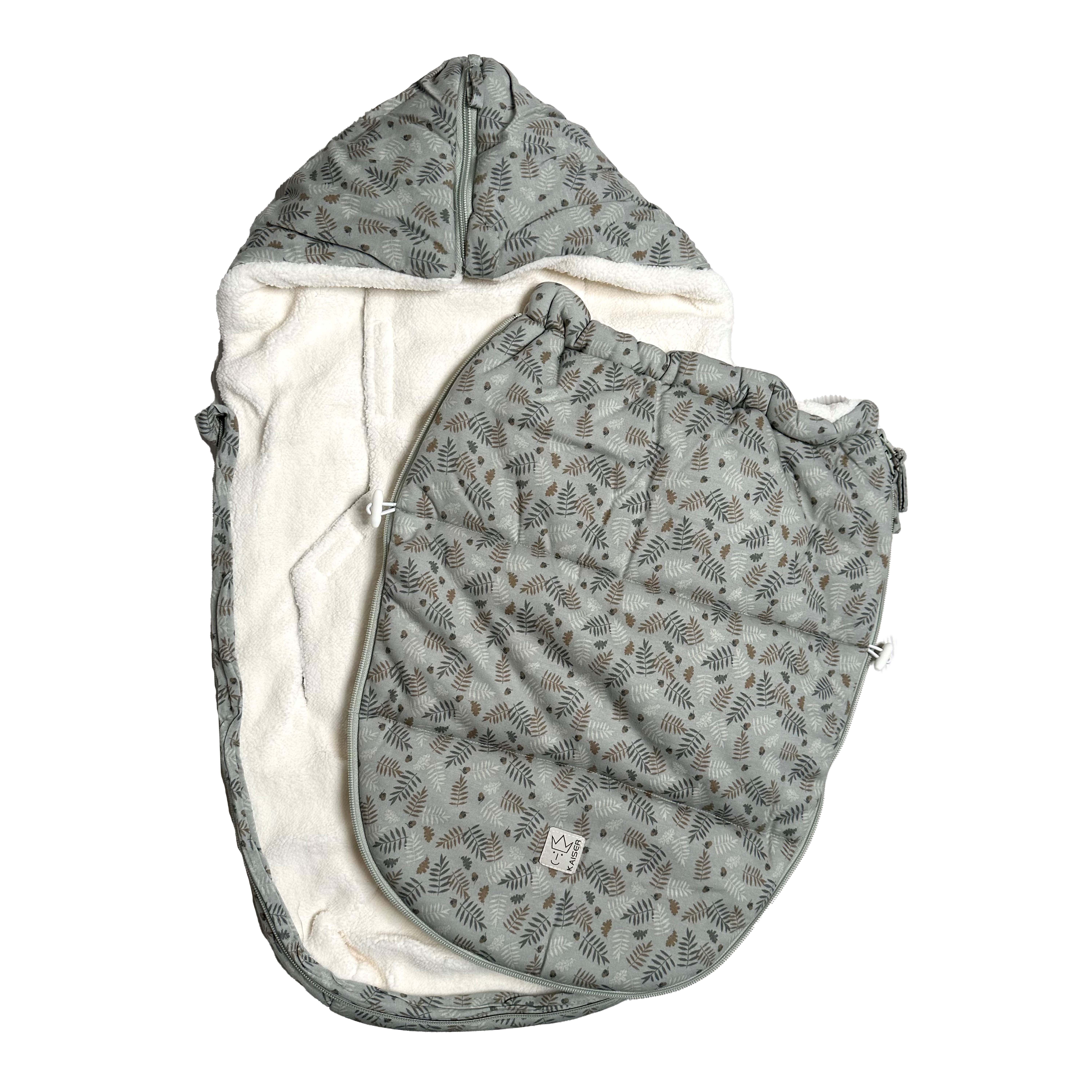 Kaiser Babyschalen Fußsack Jersey Hood Winter in der Farbe forrest green mit abnehmbarem Oberteil